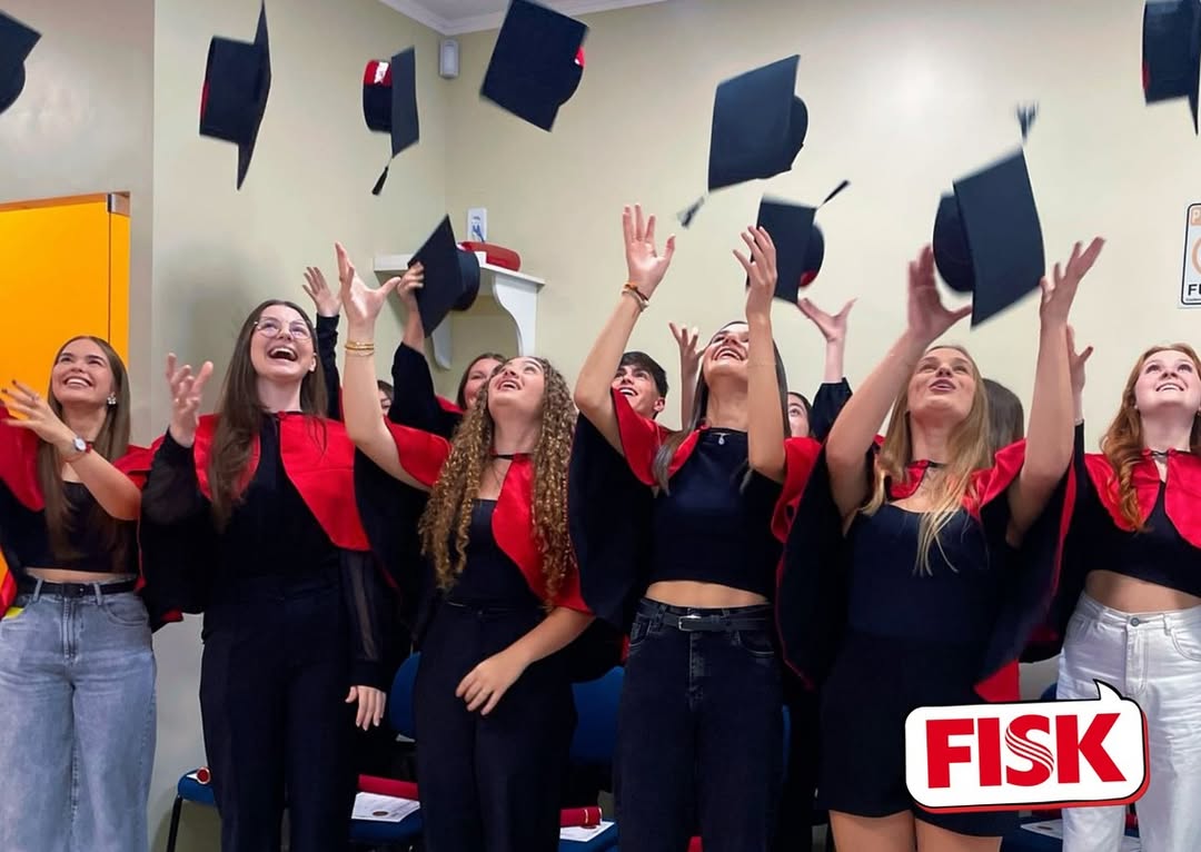 Fisk Venâncio Aires/RS - Realiza Formatura de Inglês com Certificação Internacional 🎓